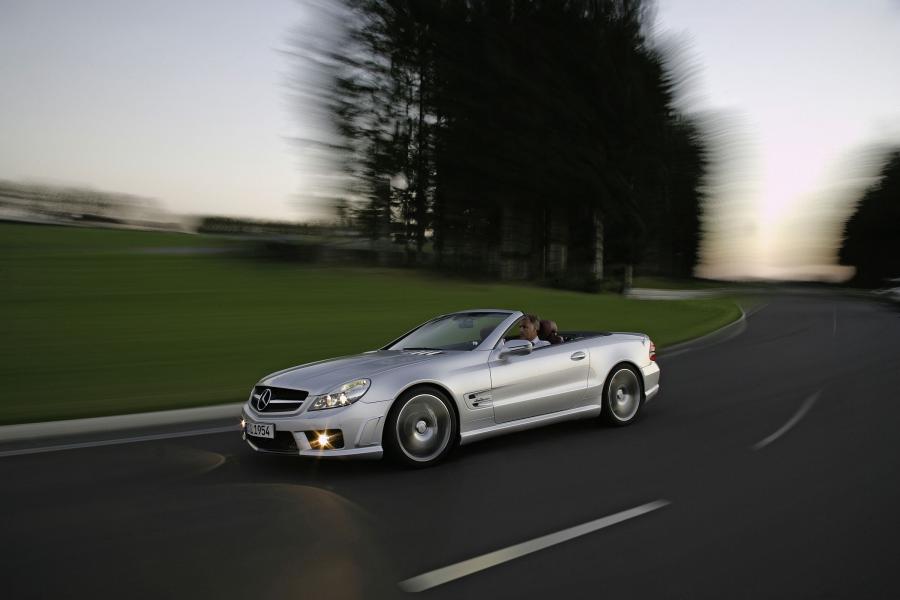  Mercedes-Benz SL63 AMG 2009 года  (фото 43 из 43)